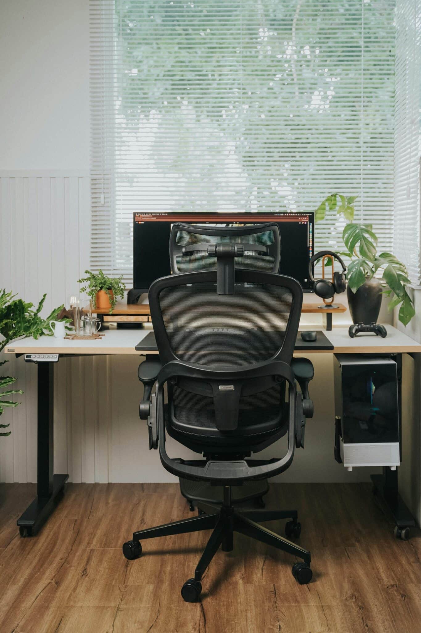 pexels mintworkspace 28706296 scaled الرئيسيةستارة رول موديل